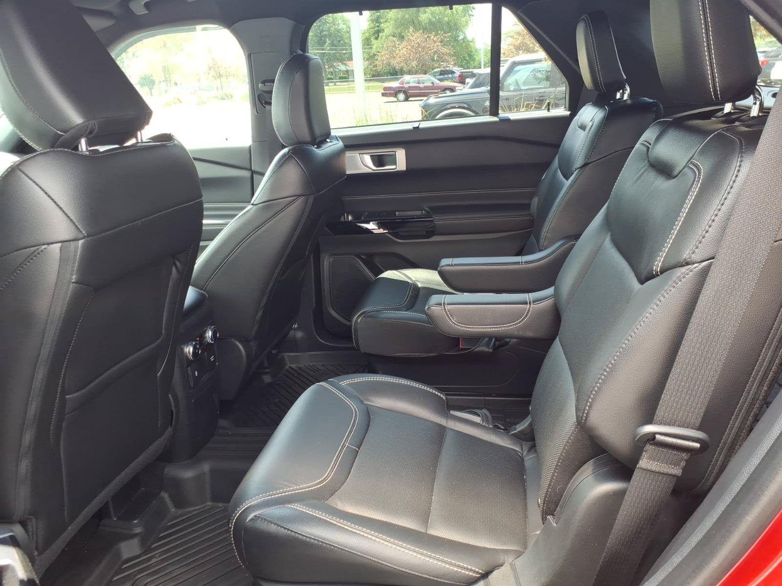 Certified 2022 Ford Explorer ST w/ Equipment Group 401A AWD/4WD image 9