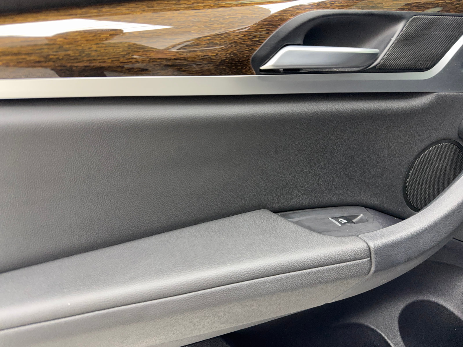 Used 2019 BMW X3 sDrive30i w/ Driving Assistance Package RWD image 37
