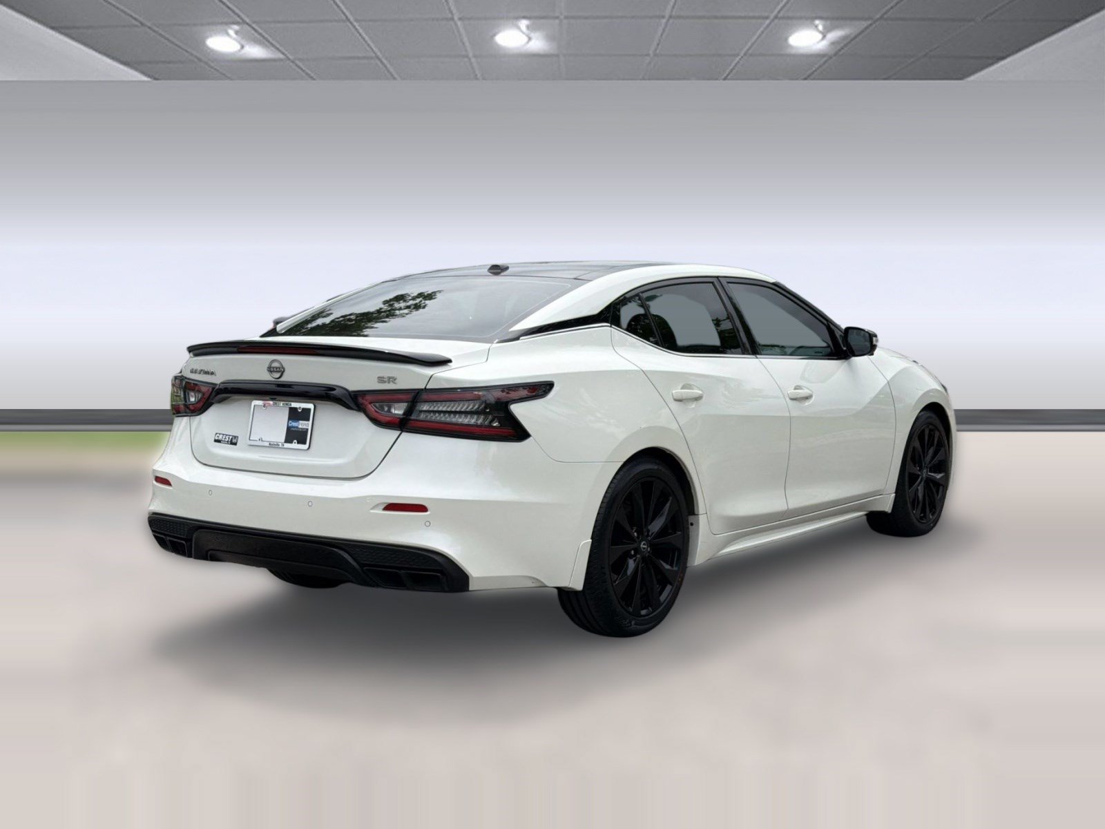 Used 2023 Nissan Maxima SR w/ Sport Mat Group FWD image 9