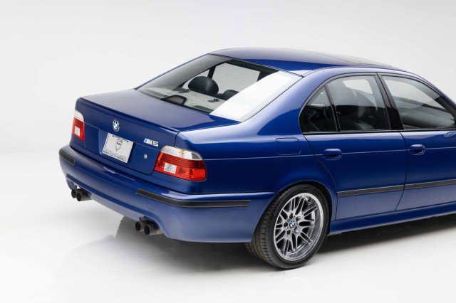 Used 2001 BMW M5 image 27