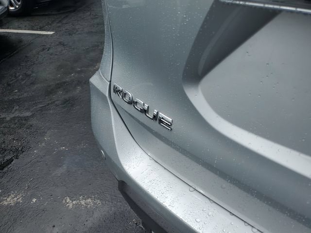 Used 2019 Nissan Rogue SL AWD/4WD image 7