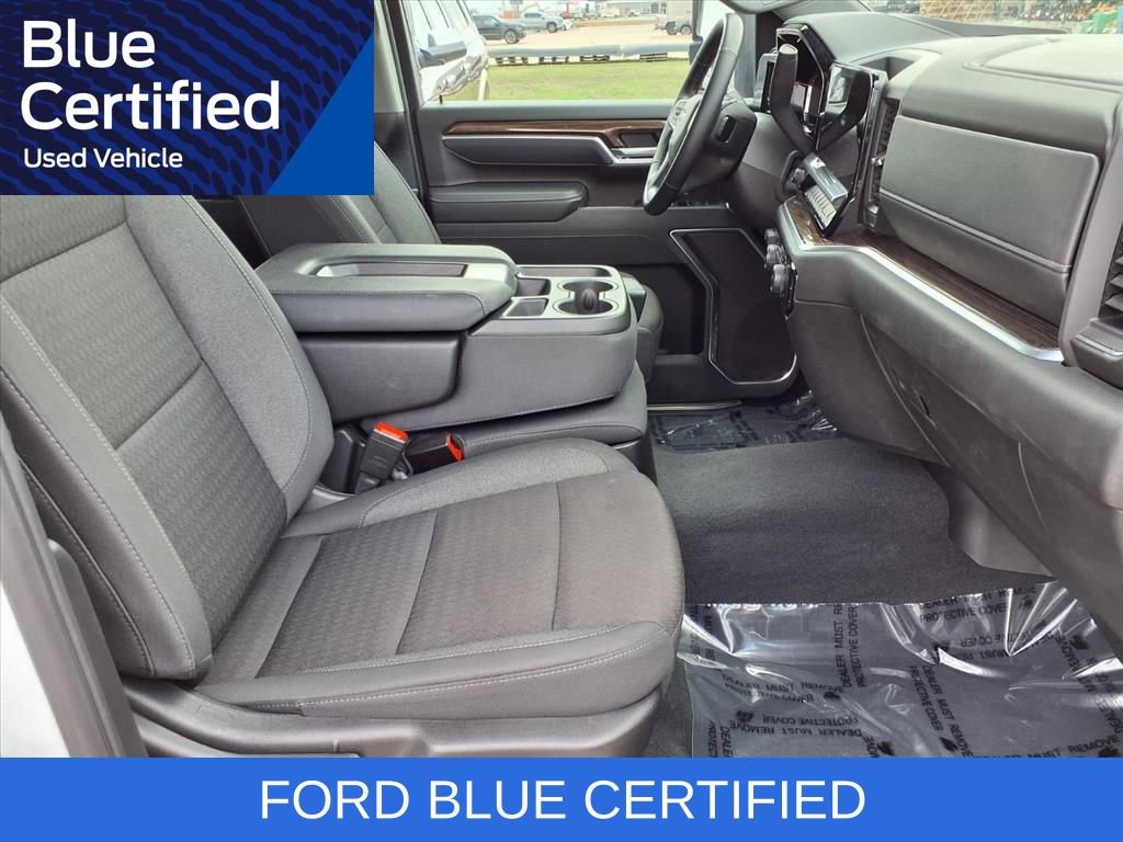 Used 2025 Chevrolet Silverado 2500 LT w/ Safety Package image 22