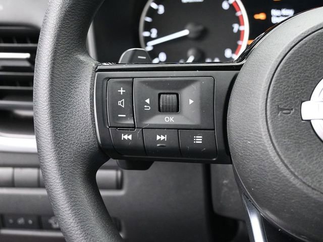 Used 2023 Nissan Rogue SV FWD image 21