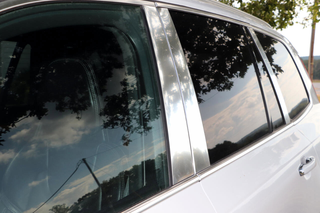 Used 2017 Volvo XC90 T8 Excellence image 11