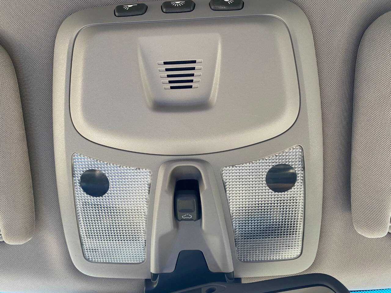 Used 2013 Volvo XC90 3.2 image 20