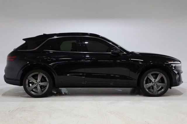 Used 2024 Genesis GV70 3.5T Sport w/ Sport Prestige Package image 9