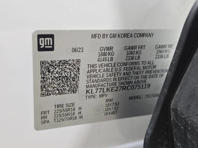 Used 2024 Chevrolet Trax ACTIV w/ Sunroof Package FWD image 36