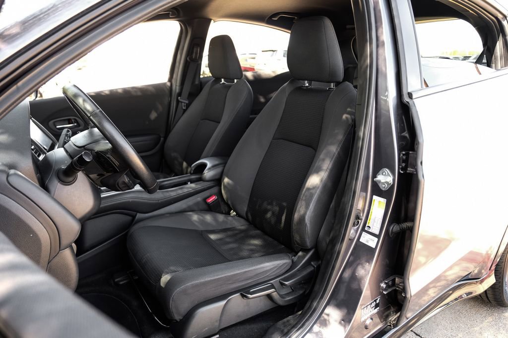 Used 2022 Honda HR-V Sport image 8