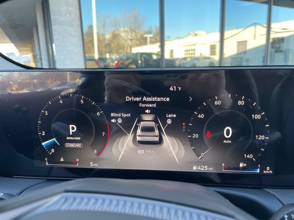 New 2026 Nissan Sentra SR w/ SR Premium Package FWD image 15