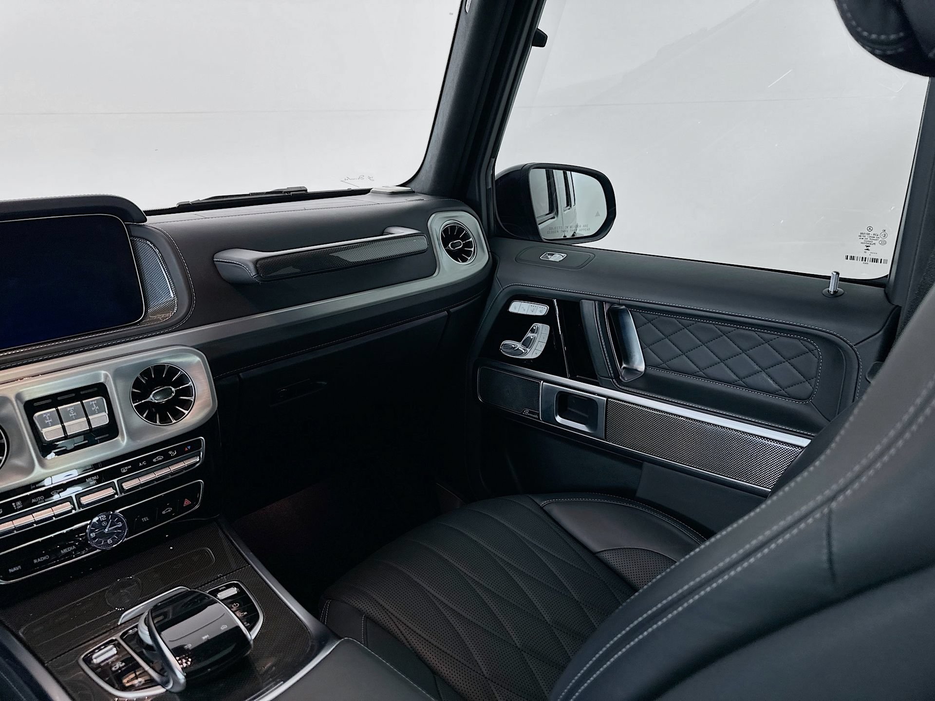 Used 2023 Mercedes-Benz G 550 image 25