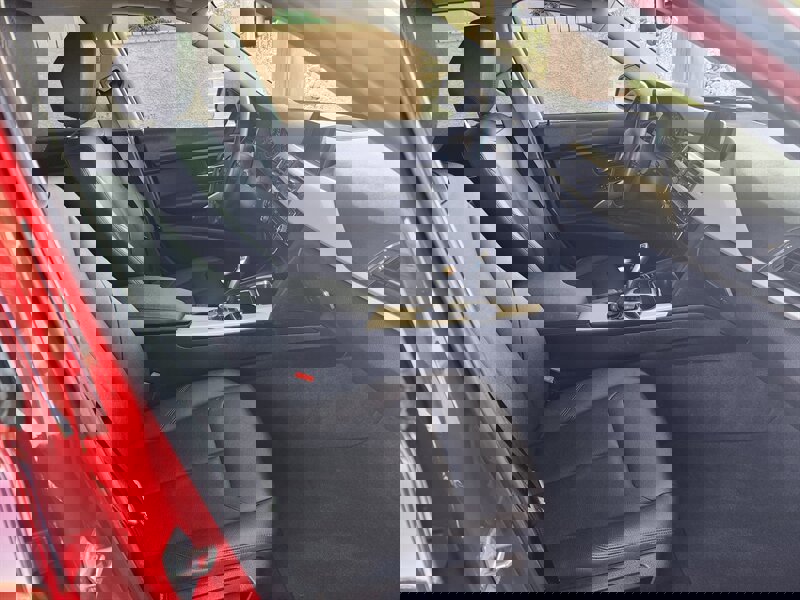 Used 2018 BMW 320i Sedan w/ Convenience Package image 59