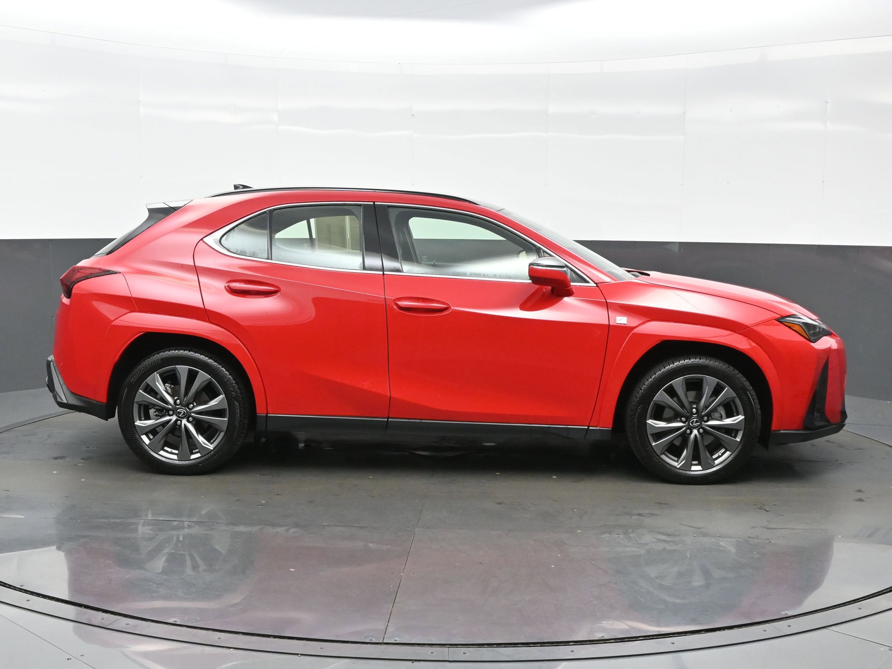Used 2023 Lexus UX 250h F Sport image 7