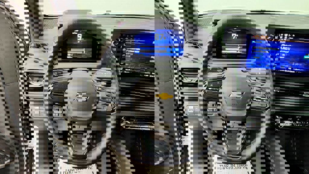 Used 2024 Chevrolet Silverado EV W/T AWD/4WD image 13