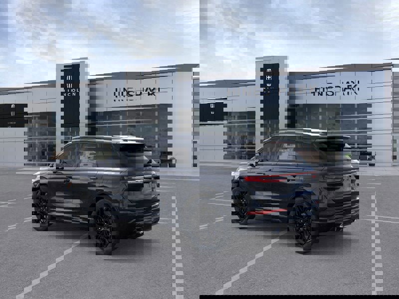 New 2026 Lincoln Corsair Premiere image 4