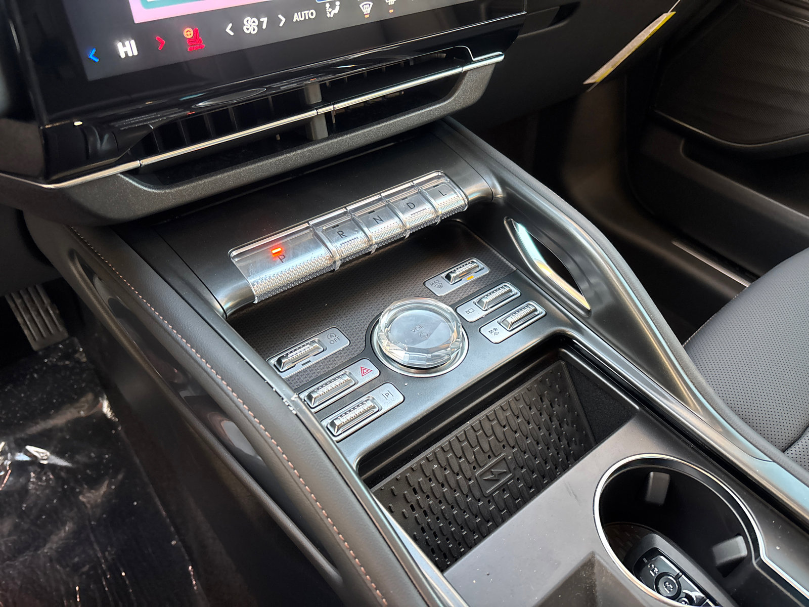 New 2026 Lincoln Nautilus Premier AWD/4WD image 24