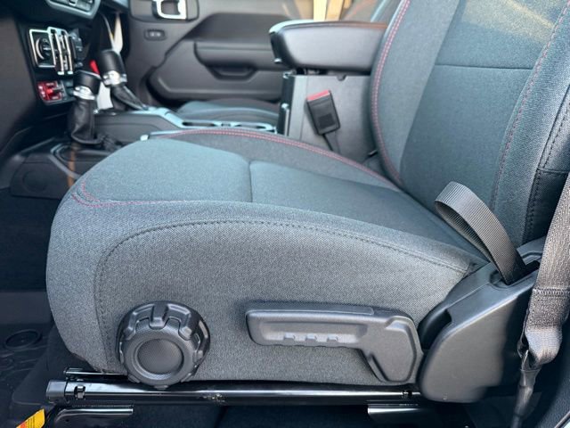 New 2026 Jeep Wrangler Unlimited Rubicon image 14