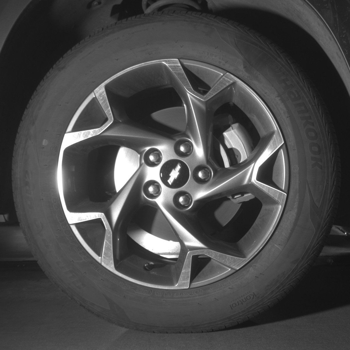 Used 2025 Chevrolet Trax LT FWD image 13