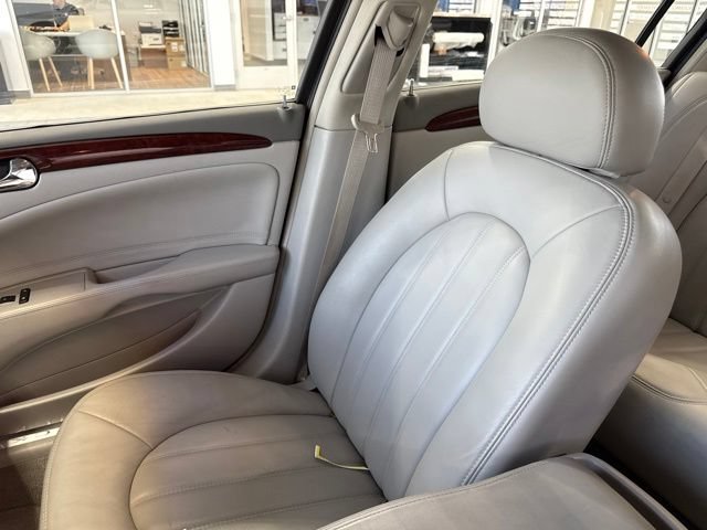 Used 2006 Buick Lucerne CXL w/ Luxury Package FWD image 11