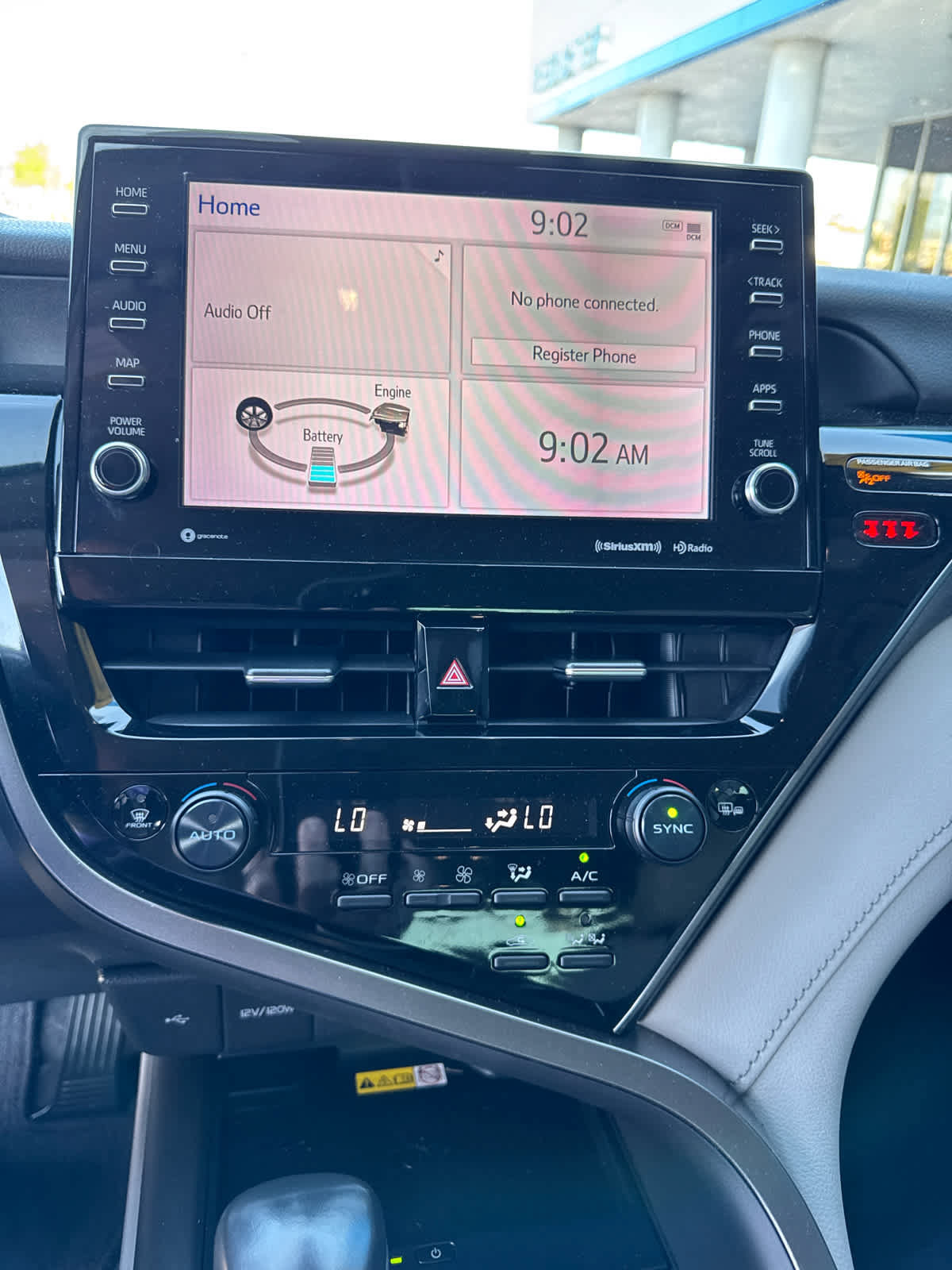 Used 2022 Toyota Camry XLE FWD image 15