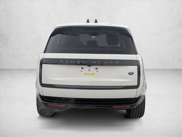 Used 2023 Land Rover Range Rover SE image 7