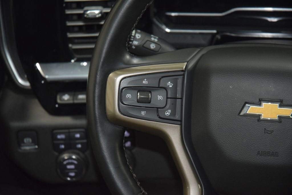 Used 2024 Chevrolet Silverado 3500 High Country w/ High Country Premium Package AWD/4WD image 41