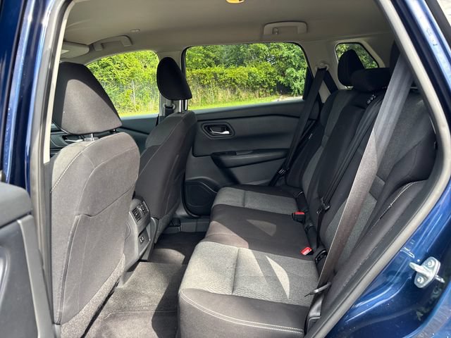 Used 2024 Nissan Rogue SV AWD/4WD image 8
