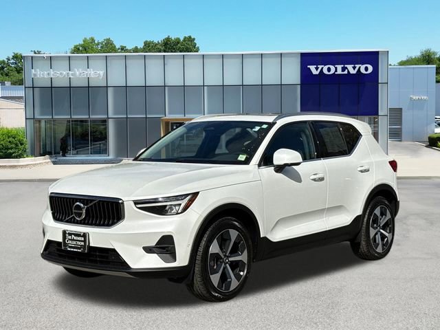 Certified 2025 Volvo XC40 B5 Plus