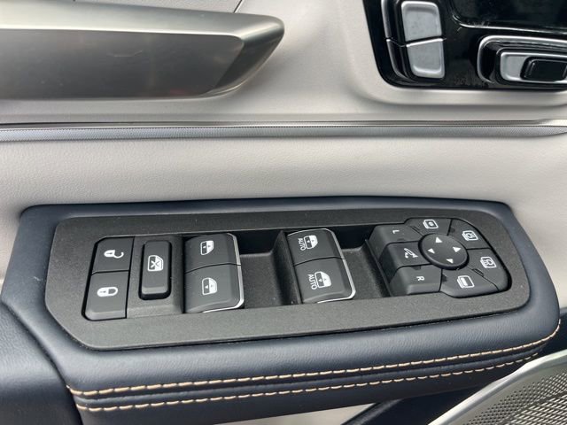 Used 2025 RAM 1500 Tungsten w/ Off Road Group image 20