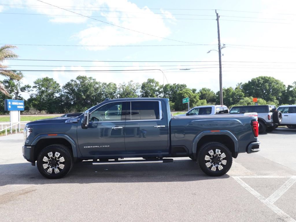 Used 2026 GMC Sierra 2500 Denali w/ Snow Plow Prep/Camper Package image 8