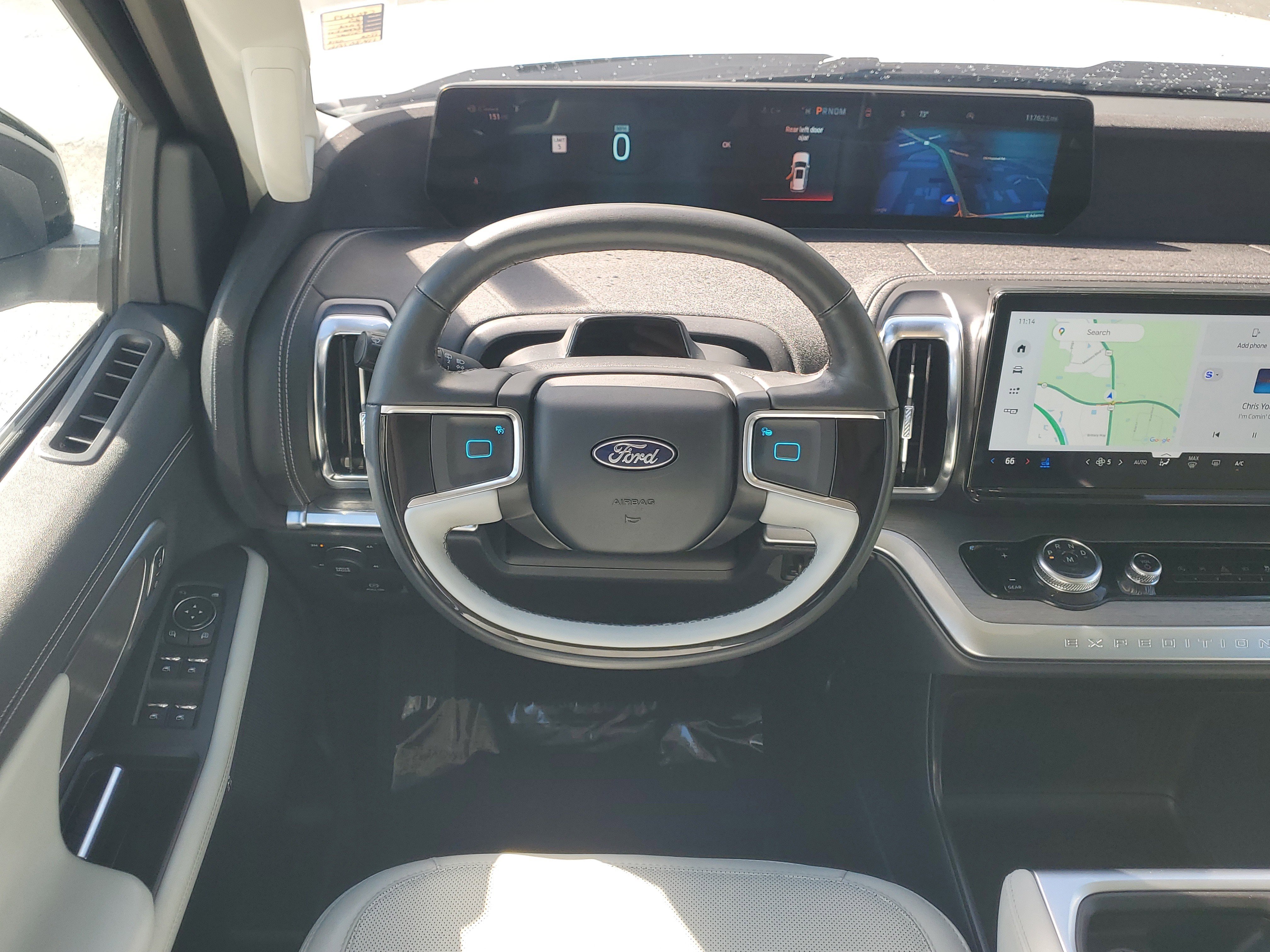 Certified 2025 Ford Expedition Platinum w/ Driver's Package image 18