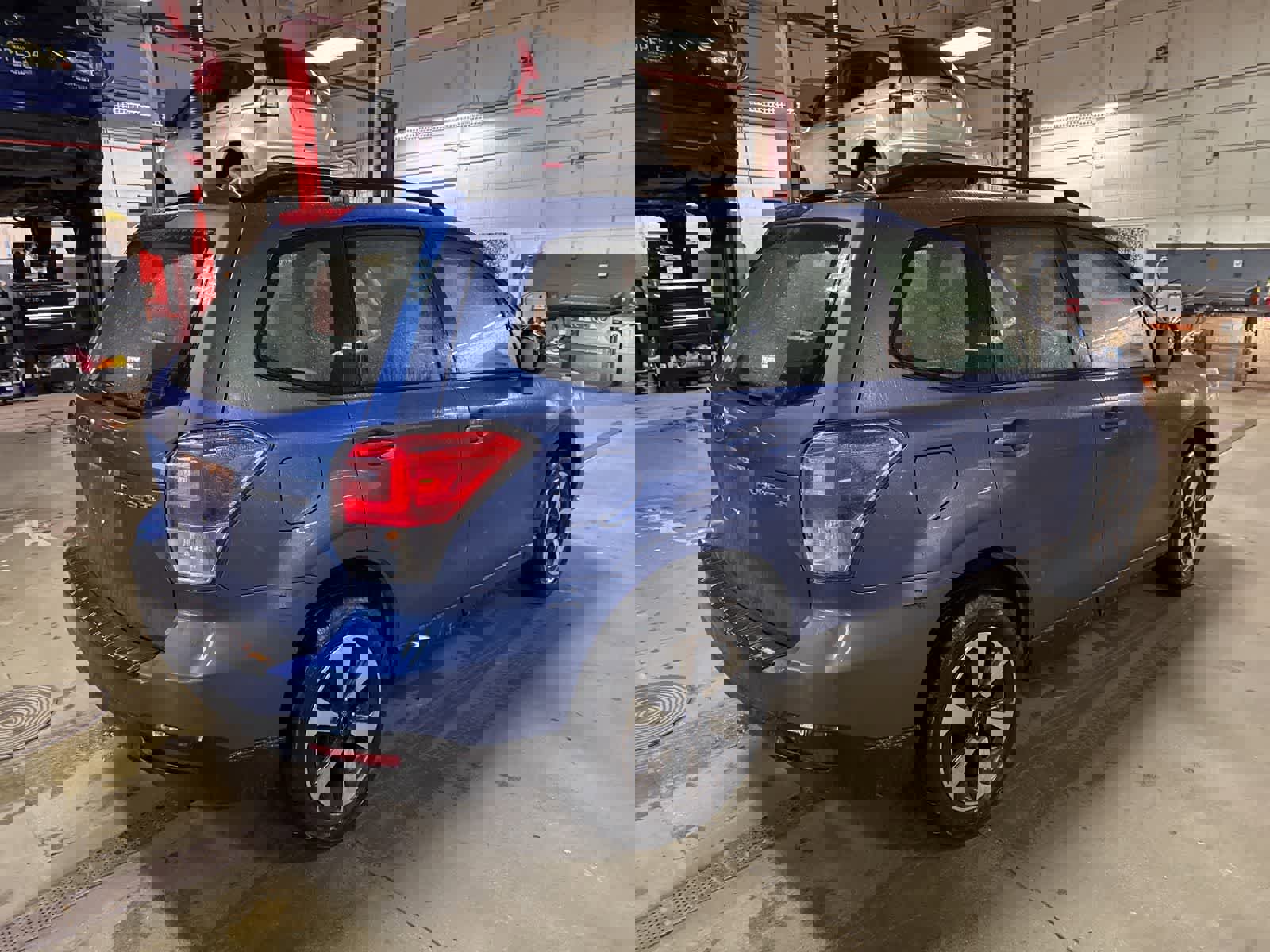 Used 2018 Subaru Forester 2.5i w/ Alloy Wheel Package image 3