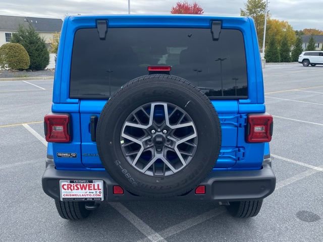 New 2026 Jeep Wrangler Unlimited Sahara AWD/4WD image 6