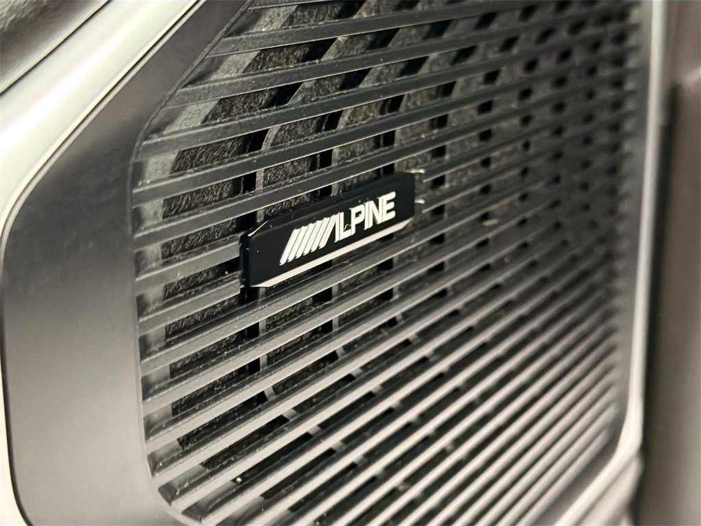 Used 2024 Jeep Wagoneer Series II image 19