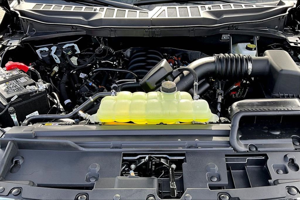 New 2026 Ford F150 Lariat w/ Equipment Group 502A High image 12