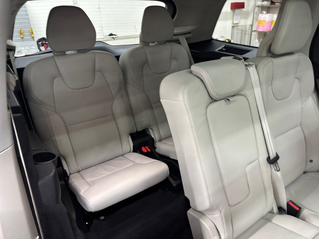 Certified 2026 Volvo XC90 B6 Ultra AWD/4WD image 19