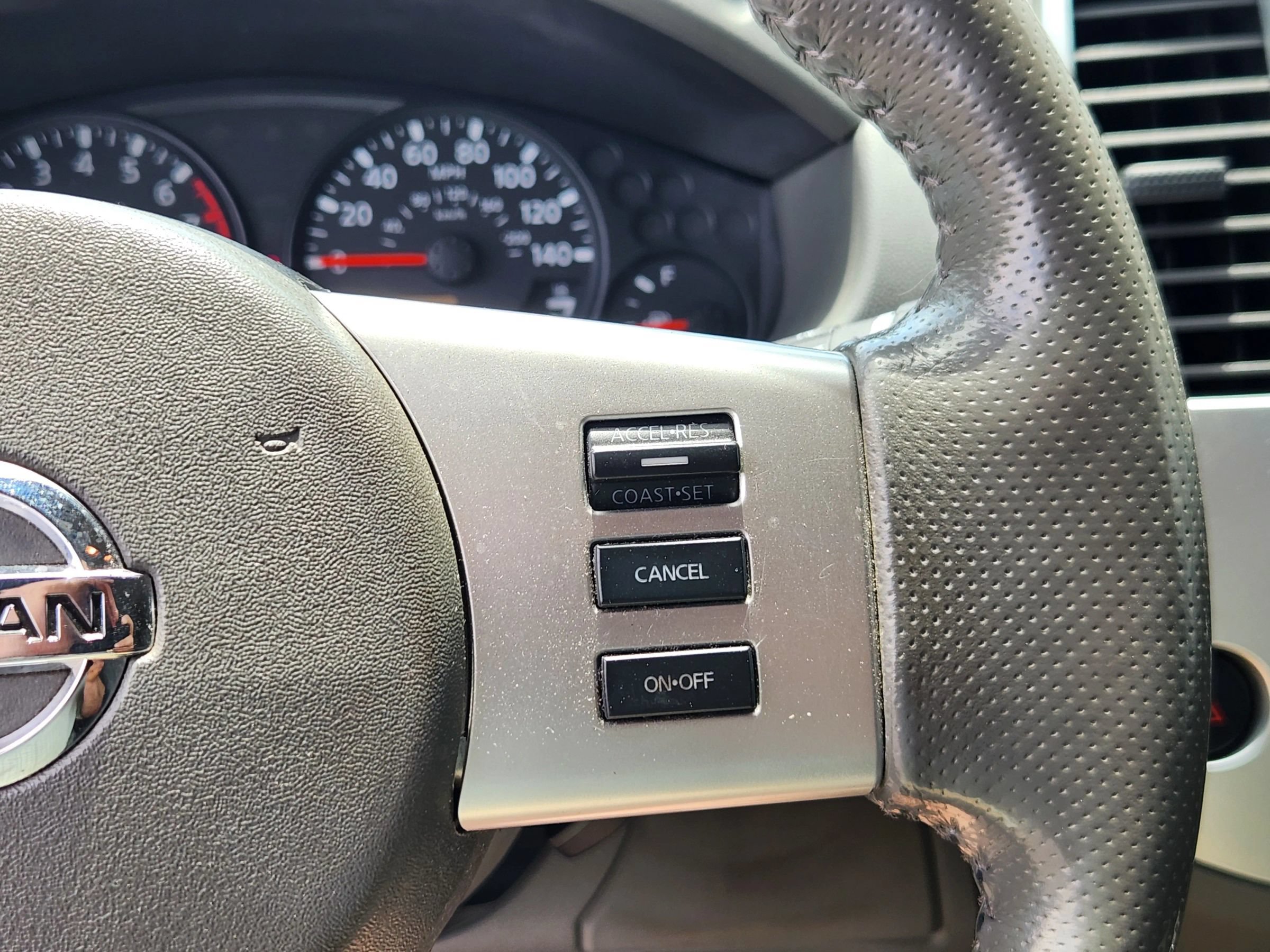 Used 2018 Nissan Frontier SV w/ Value Truck Package AWD/4WD image 30