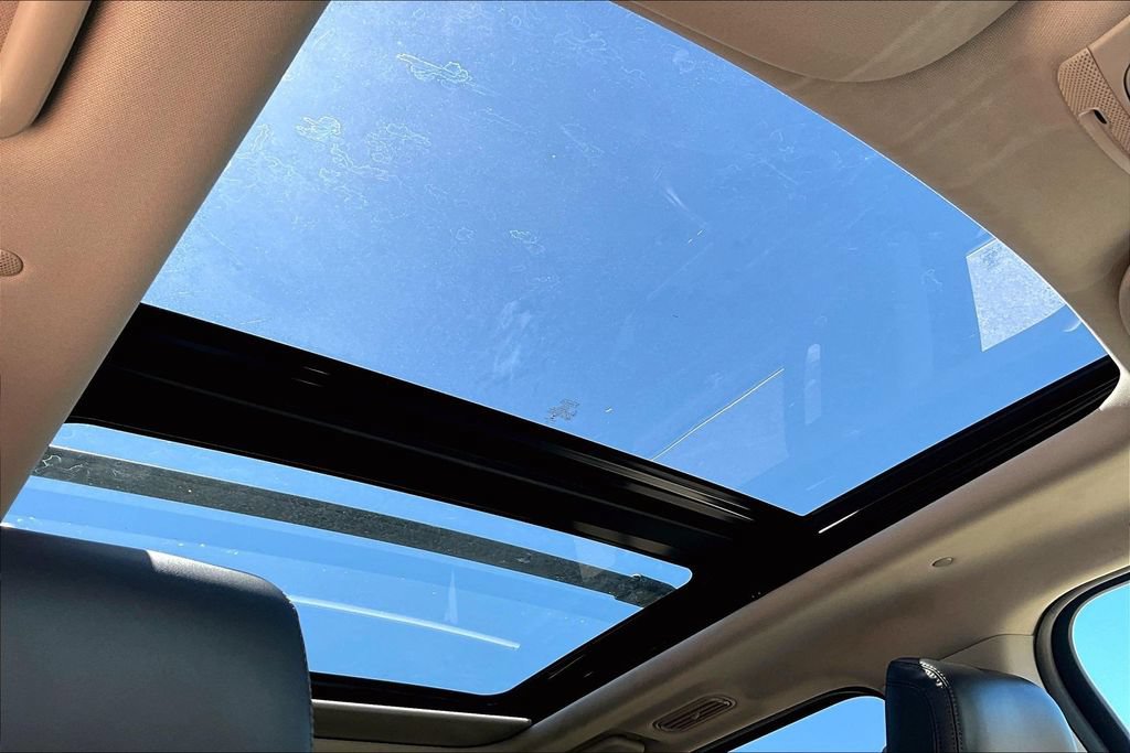 Used 2019 Ford Expedition Platinum AWD/4WD image 15