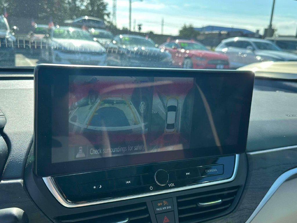Used 2023 Nissan Altima 2.5 SL FWD image 27