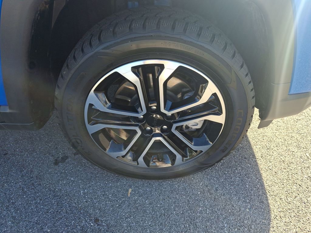 Used 2024 Jeep Compass Limited w/ Sun and Sound Group image 32