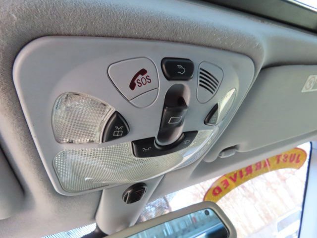 Used 2002 Mercedes-Benz C 320 Sedan image 24