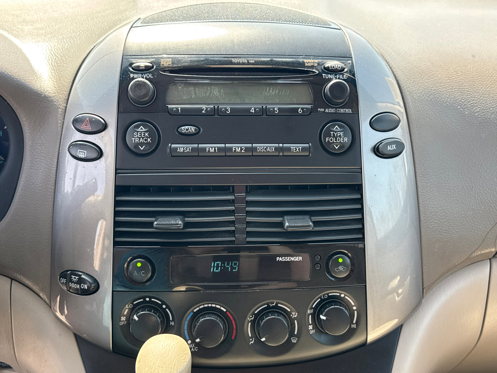 Used 2009 Toyota Sienna FWD image 10