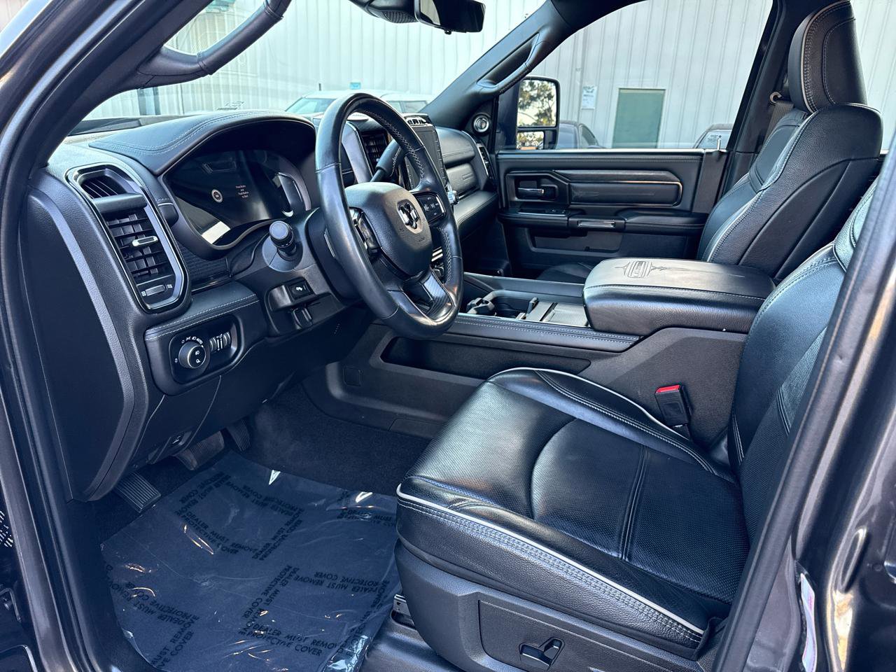 Used 2023 RAM 2500 Limited AWD/4WD image 15