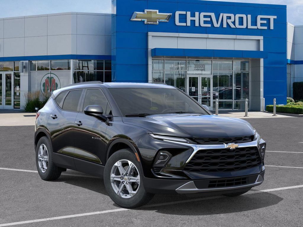 New 2026 Chevrolet Blazer LT w/ Convenience Package AWD/4WD image 7