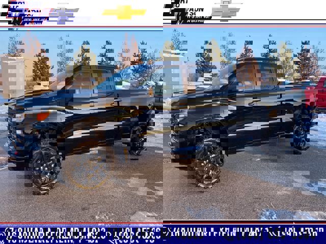 New 2026 Chevrolet Silverado 1500 Custom Trail Boss w/ LPO, Dark Essentials Package image 1