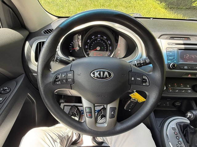 Used 2015 Kia Sportage LX AWD/4WD image 17