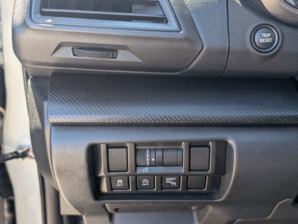 Used 2021 Subaru Crosstrek 2.0i Premium w/ Moonroof Package image 29