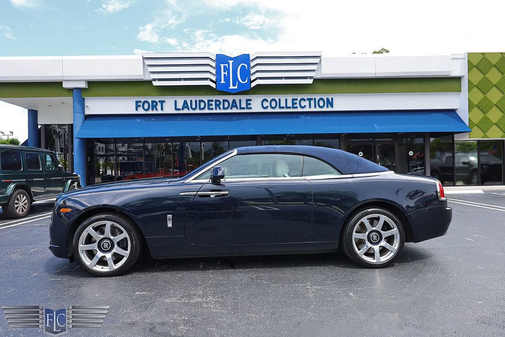 Used 2016 Rolls-Royce Dawn RWD image 3