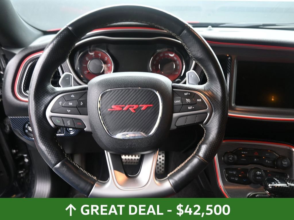 Used 2016 Dodge Challenger SRT Hellcat image 36