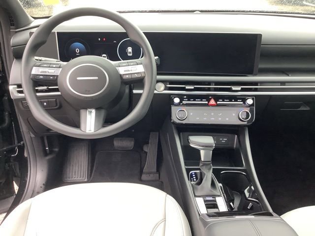 Certified 2026 Hyundai Santa Cruz SEL image 12