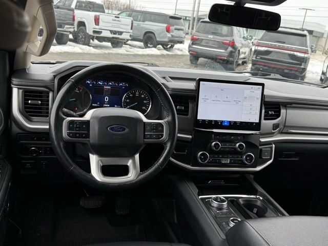 Certified 2024 Ford Expedition Max XLT image 7